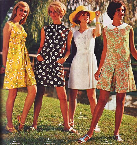 1960 dress style