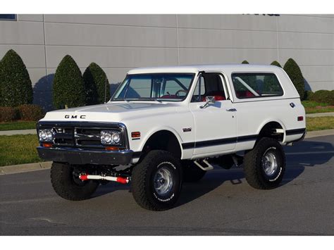 1970 GMC Jimmy Specifications: