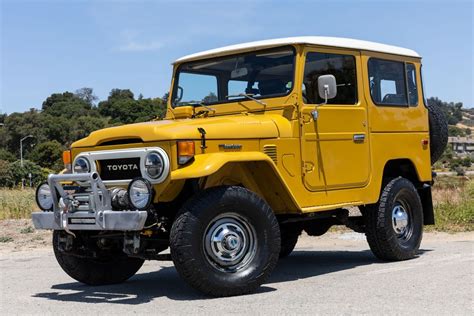 1977 toyota l cruiser fj40 Kindle Editon