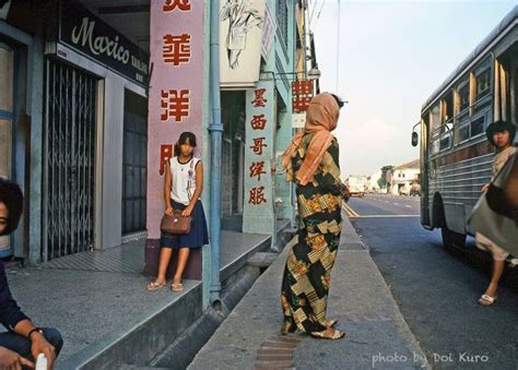 1980s Singapore Fashion: A Journey of Expression and Identity