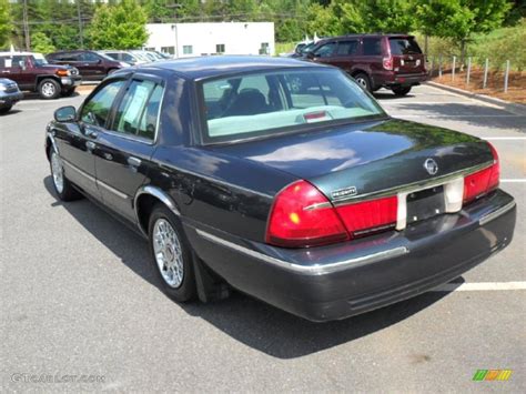 1999 Mercury Grand Marquis Hunter Green: A Timeless Masterpiece