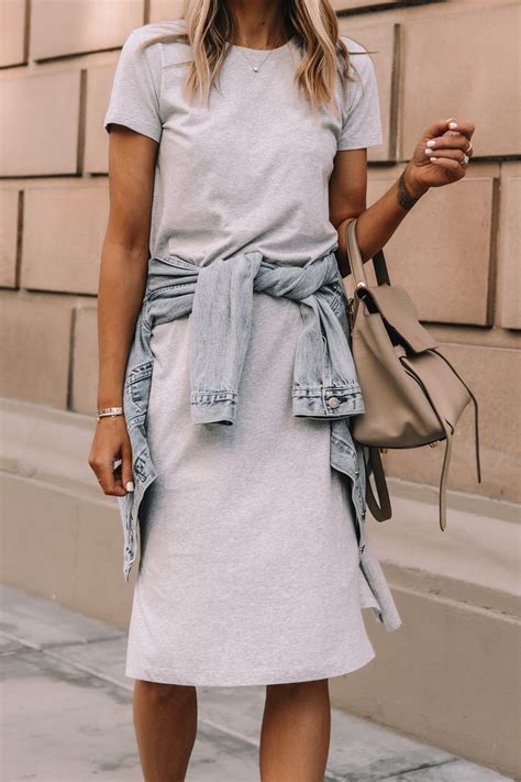 2 Key Reasons to Embrace Midi T-Shirt Dresses