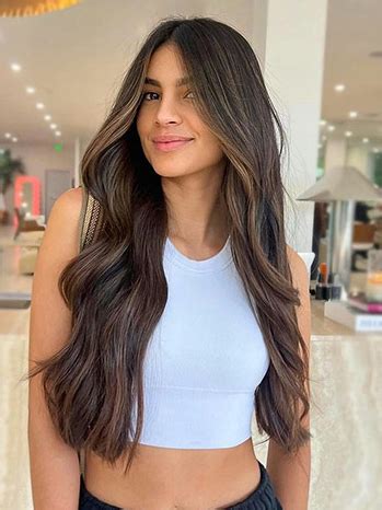 20" 2025 Without Bangs Monofilament Extra Long Wig: Your Guide to a Voluminous Hairstyle