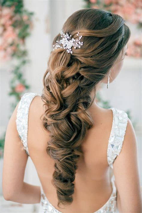 20 Bridal Hair Styles for the Perfect Wedding Day Look