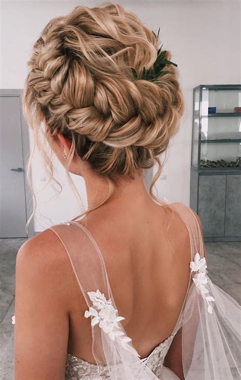 20 Hairdo Inspirations for the Perfect Wedding Look