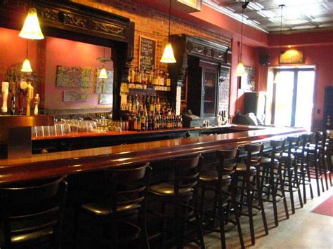 20 Top-Rated Bars in Astoria, NY