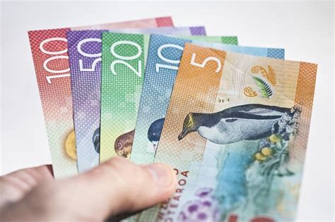 2000USD to NZD: Convert Dollars to New Zealand Dollars