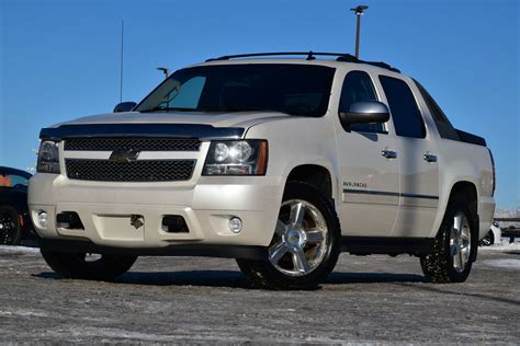 2011 chevy avalanche problems PDF