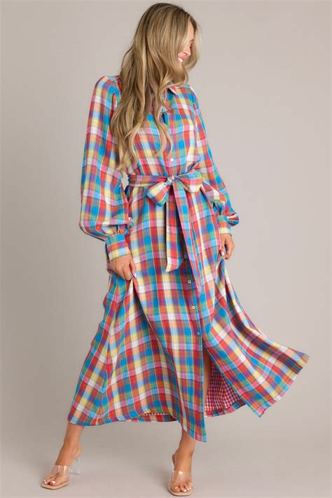 2023's Guide to Plaid Maxi Dresses: Trends, Tips, and Styles