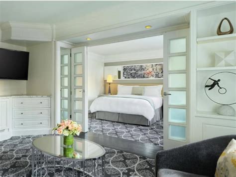 2023's Top 10 Best 2-Bedroom Suite Hotels for Families and Groups