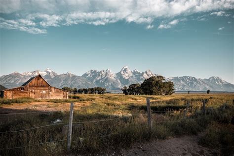 2023 Jackson Hole, Wyoming Cabins: The Ultimate Guide