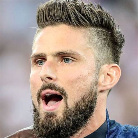 2023 Soccer Haircut Styles: 10 Defining Looks for the Field