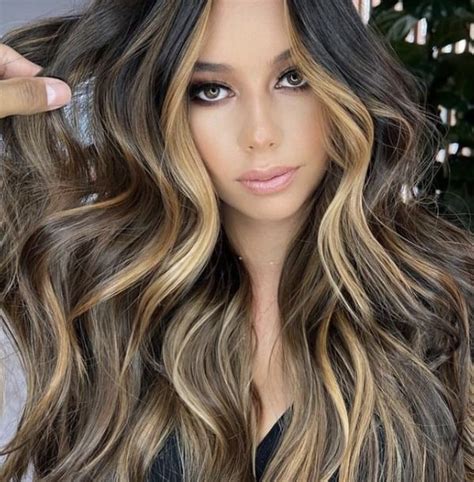 2024 Hair Color Trends Female: 8 Gorgeous Hues to Try