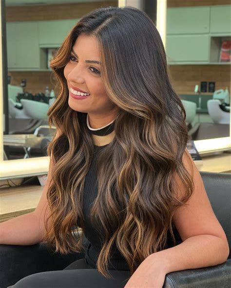 2024 Hair Color Trends for Brunettes: 10 Shades That Will Turn Heads