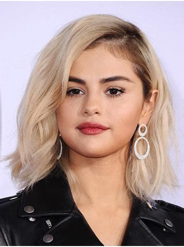 2025's Essential Guide to Wavy Chin-Length Grey Synthetic Selena Gomez Wigs