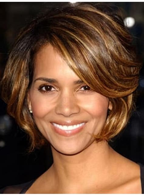 2025's Most Wanted: Halle Berry's Fun and Feminine Short Layered Wavy Human Hair Lace Wig