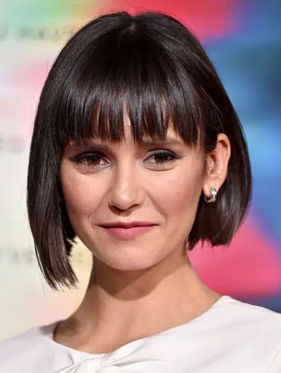 2025's Top 10 Bobs: Straight Chin Length Brown Capless Nina Dobrev Wigs