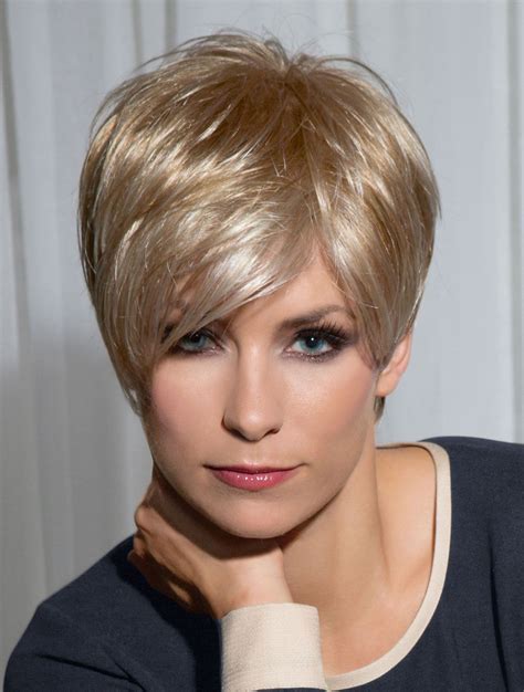 2025: The Year of Graceful Blonde Straight Cropped Petite Wigs