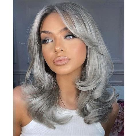 2025: Wavy Layered 18" Grey Long Hair Wigs VS Human Hair