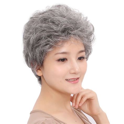 21 Gray Short Curly Synthetic Wigs to Enhance Your Style