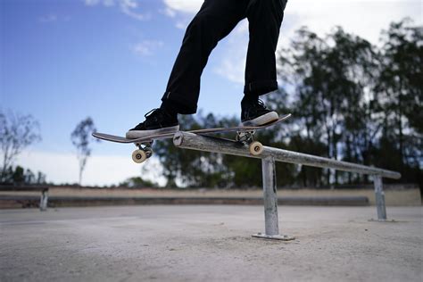 21 Hacks to Lay on Your Skateboard Like a True Shredder