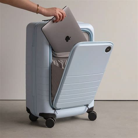 22 14 9 Suitcase: The Ultimate Travel Companion for the Modern-Day Adventurer