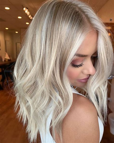 23 Unbelievable Ash Blonde Platinum Blonde Hair Color Ideas