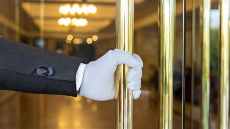 24-hour concierge and doorman: