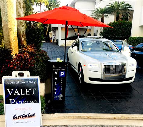 24-hour valet parking: