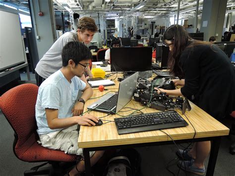 25 Bloomberg Software Engineer Internships for High Schoolers