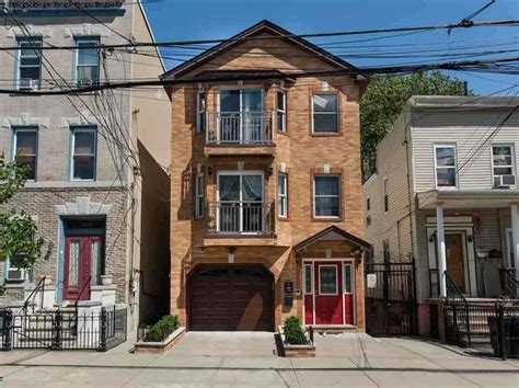 25 Dreamy Houses for Sale in Jersey City