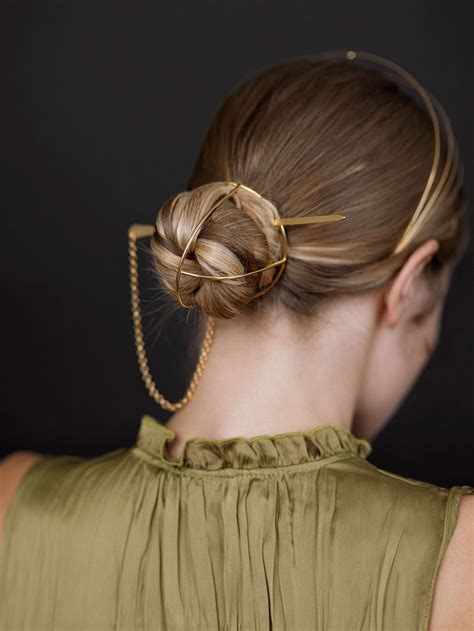 25 Genius Buns for Hair Accessories: Elevate Your Style