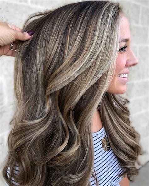 25 Perfect Ash Blonde Highlights for Brown Hair