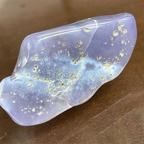 25 Unforgettable Facts about Holly Blue Agate Stone and Its 7 Surprising Uses