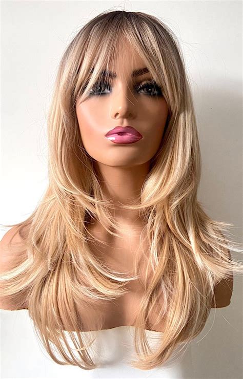 25 Ways to Style a Long Blonde Hair Wig