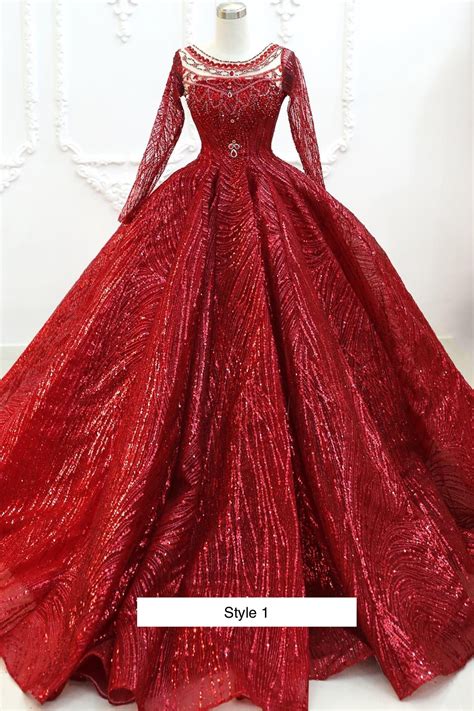 27 Captivating Red Evening Dresses for an Unforgettable Night