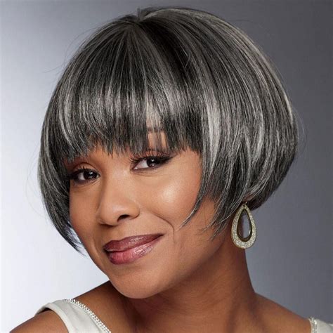 27 Irresistible Short Grey Wigs to Elevate Your Style in 2023