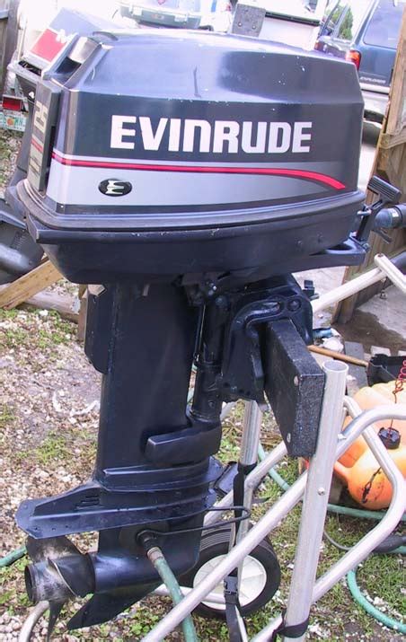 28 hp evinrude outboard motor Doc