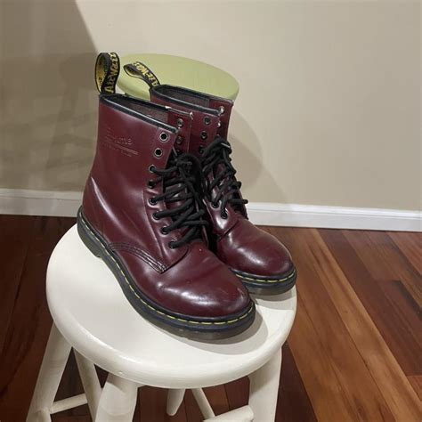 2nd hand doc martens