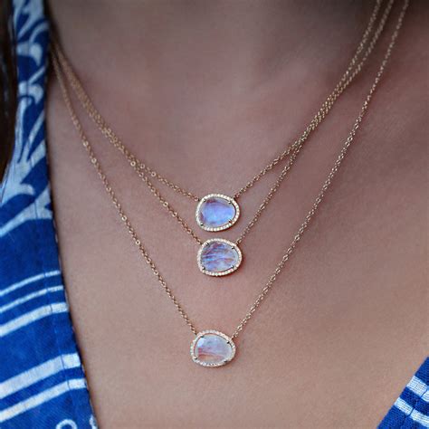 3 Must-Have Moonstone Necklaces for Lunar Lovers