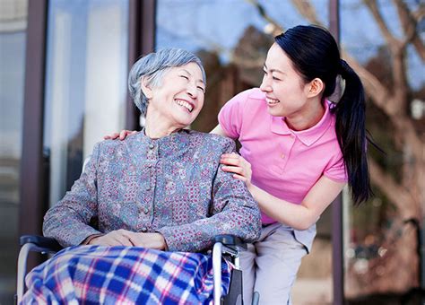 3 Must-Know Tips for Choosing the Perfect Nursing Home in Singapore