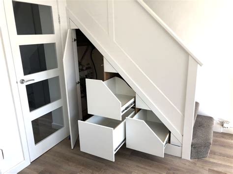 3-Drawer Tallboy Dresser: The Perfect Storage Solution for Small Spaces