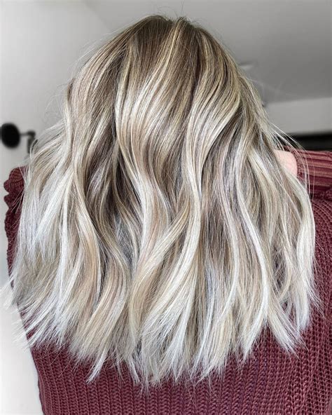 30 Astonishing Platinum Ash Blonde Hair Transformations