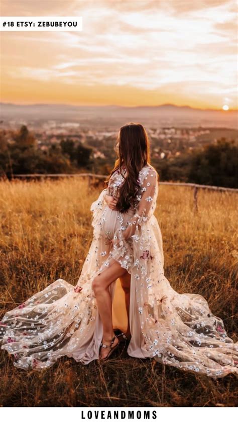 30 Breathtaking Boho Maternity Dresses for an Enchanted Pregnancy