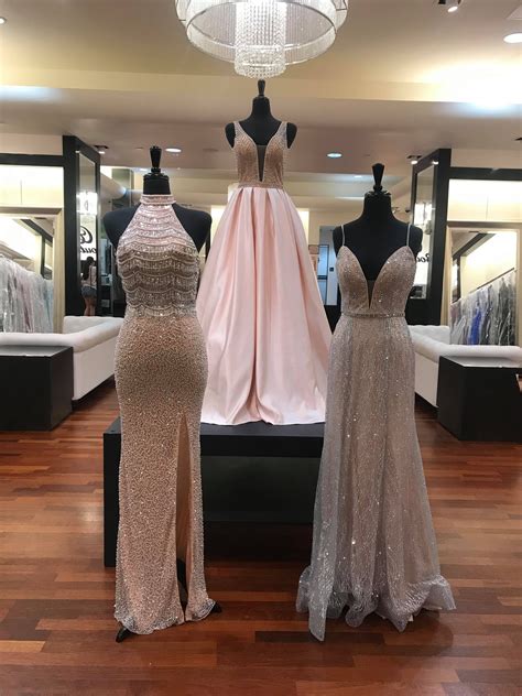 30 Prom Dresses Stores to Make Your Night Unforgettable