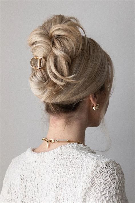 32 Stunning Clips for Hair Buns in 2023