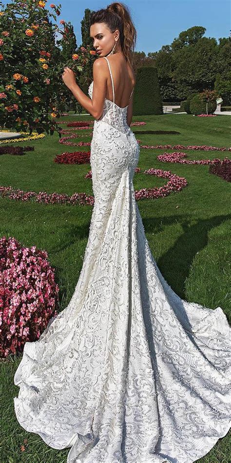 33 Sheath Bridal Dresses That Will Wow Your Guests