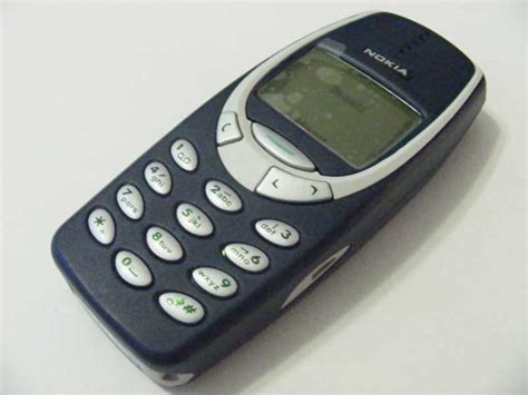 3300 nokia phone