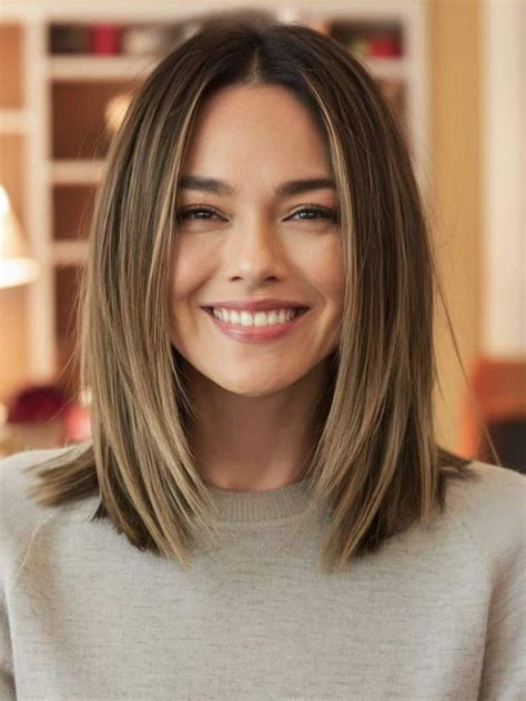 35 Stylish Shoulder-Length Hairstyles for Every Face Shape