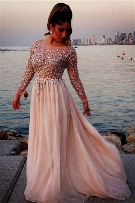 37 Personalized Prom Dress Ideas for an Unforgettable Night